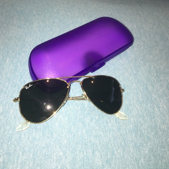 Classic gold Raybans (small frame)