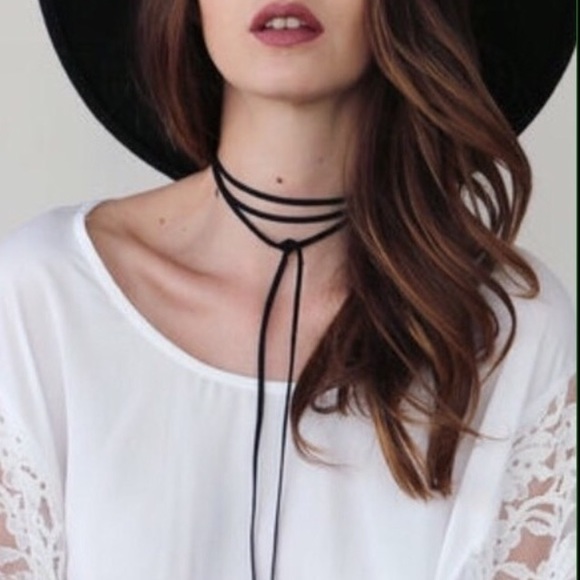 Real Suede Wrap Neckalce Without Bead - Picture 2 of 3