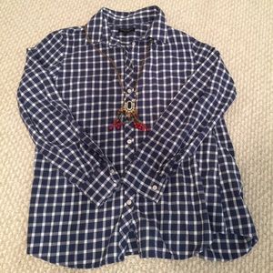 Long sleeve soft wash button up