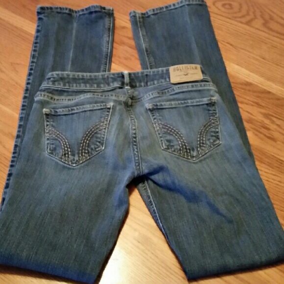 Hollister 24x33 boot cut  EUC