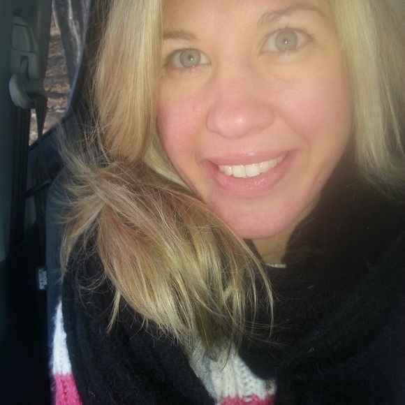 Meet your Posher, Amy - Picture 1 of 1