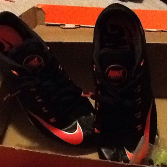 BRAND NEW Nike cleats