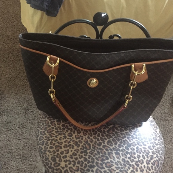 Rioni purse