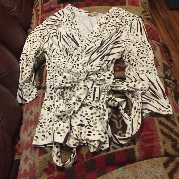 Like new Banana Republic Issa blouse