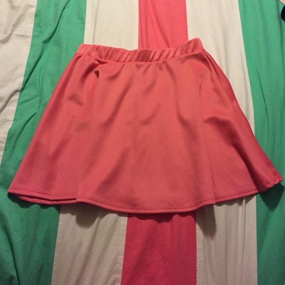 *5 for $20* Pink skater skirt - Picture 2 of 4