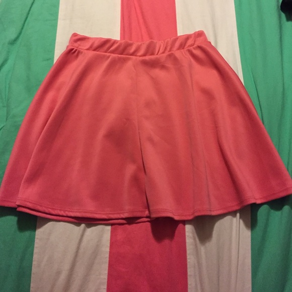 *5 for $20* Pink skater skirt - Picture 3 of 4