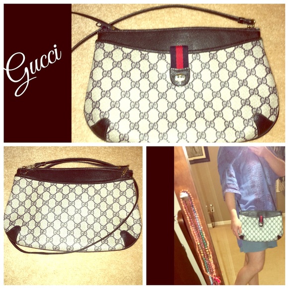 Temp Price ⬇️ Gucci Crossbody Navy purse