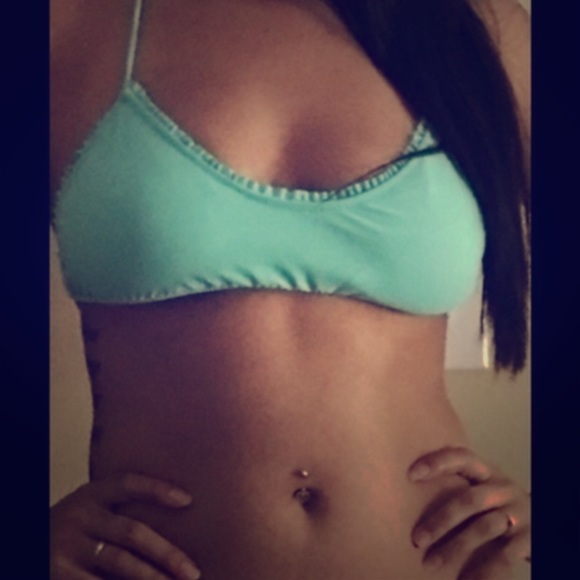 Mint bikini top