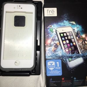 White iPhone 6 lifeproof case