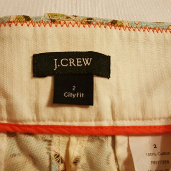 SOLD locally JCREW Print Shorts - Picture 3 of 4