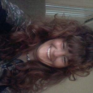 Meet your Posher, Debra