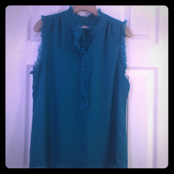 Sleeveless blouse