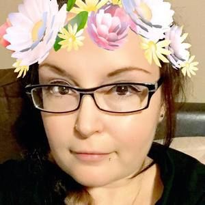 Meet your Posher, Catina