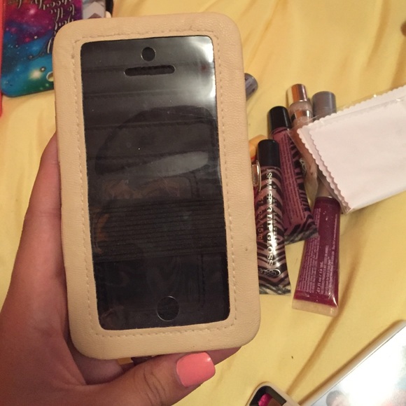 iPhone case. - Picture 2 of 3