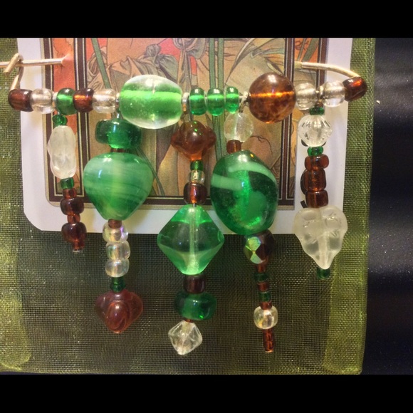 Beaded Pin - Picture 1 of 2