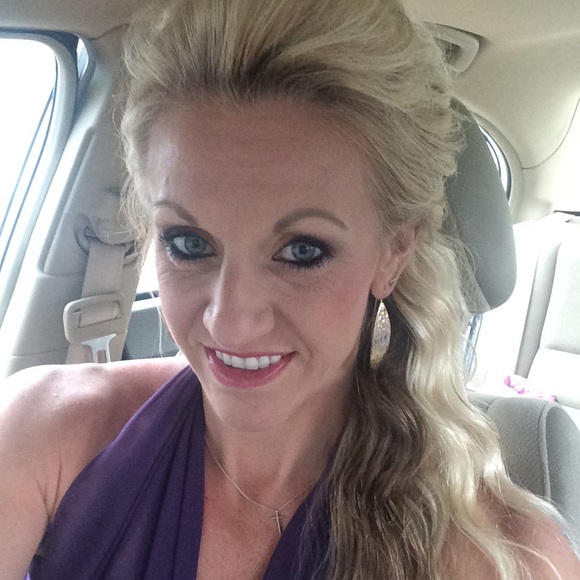 Meet your Posher, Nichole