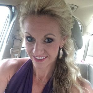 Meet your Posher, Nichole