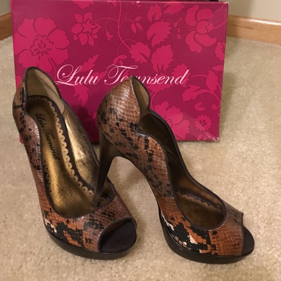 Shoes