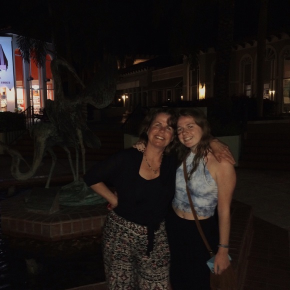 Meet your Posher, Annie