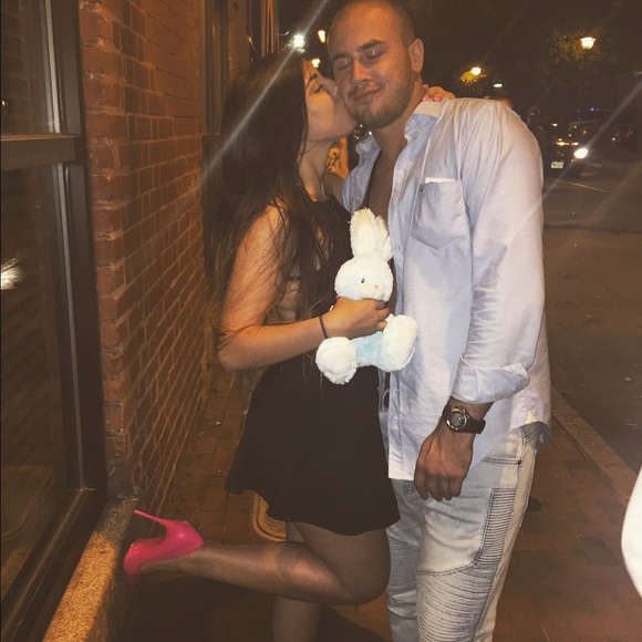 Meet your Posher, Paula - Picture 2 of 3