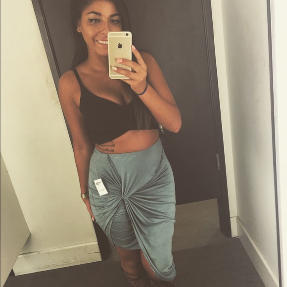 Meet your Posher, Paula - Picture 3 of 3