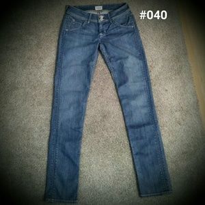 Hudson Jeans size 25 Collin skinny leg