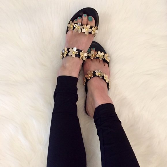 Gold Floral Studded Vamp Jelly Sandal LAST 7 - Picture 4 of 4