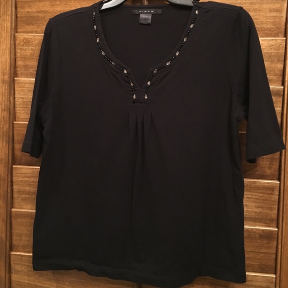 Kiara Black Top