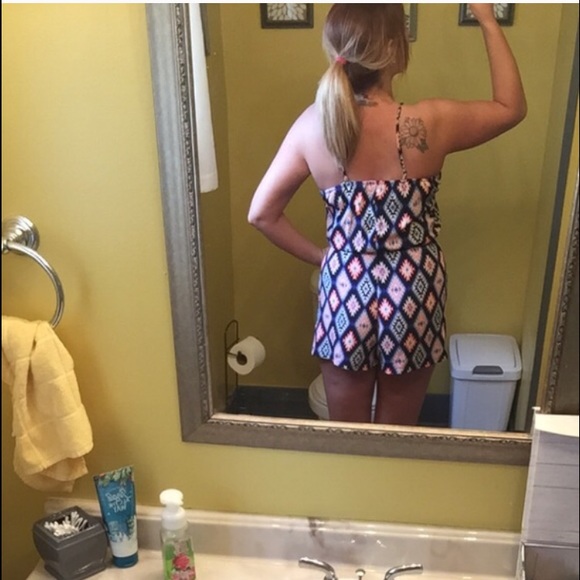 Romper - Picture 2 of 3