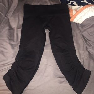 Lululemon cropped leggings