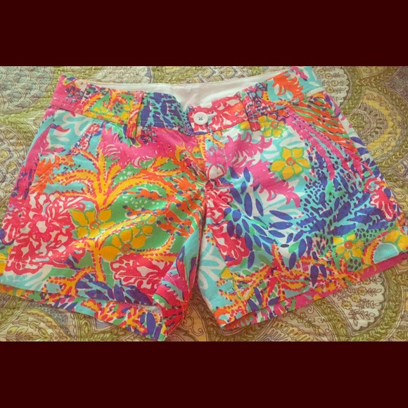 Lilly Pulitzer Callahan Shorts - Picture 1 of 1