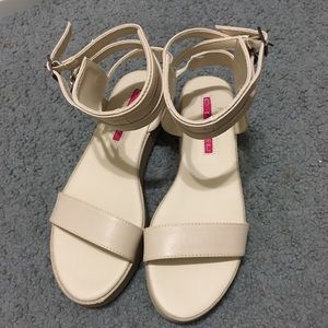 Nude Gladiator Sandal NWOT