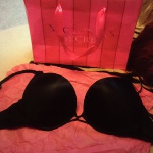 Victoria secret bra bomb shell