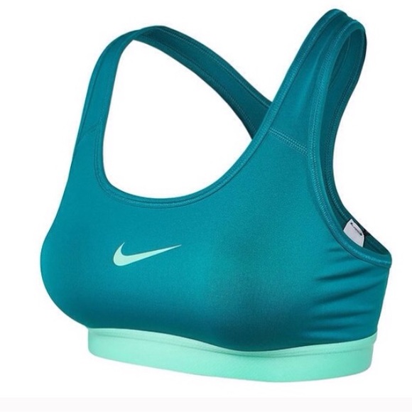 NWT Nike pro classic sports bra, M