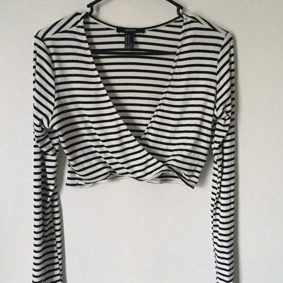 Striped long sleeve crop top - Picture 1 of 1