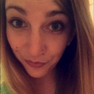 Meet your Posher, Tamara