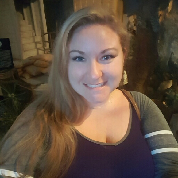 Meet your Posher, Ginger - Picture 1 of 1