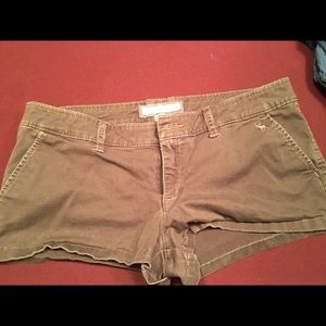 Cute brown shorts