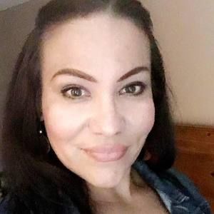 Meet your Posher, Tina