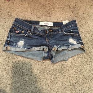 Distressed Hollister jean short
