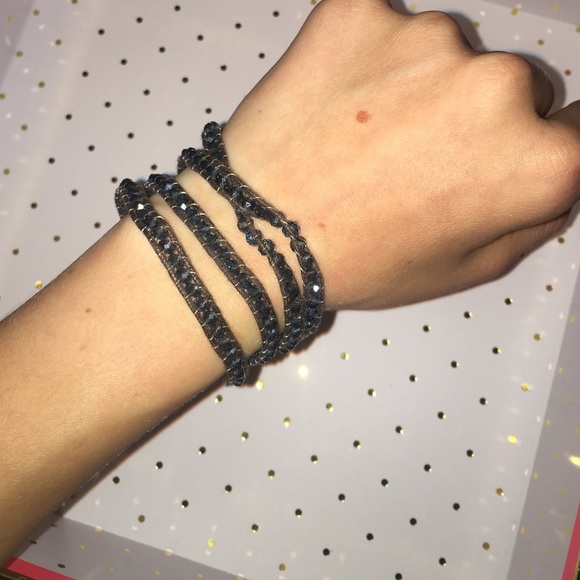 navy beaded bracelet