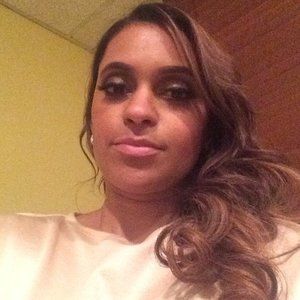 Meet your Posher, Rebeca