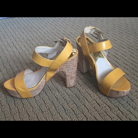 Michael Kors Wedge heel - Picture 1 of 1