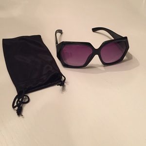 Square Black Sunglasses