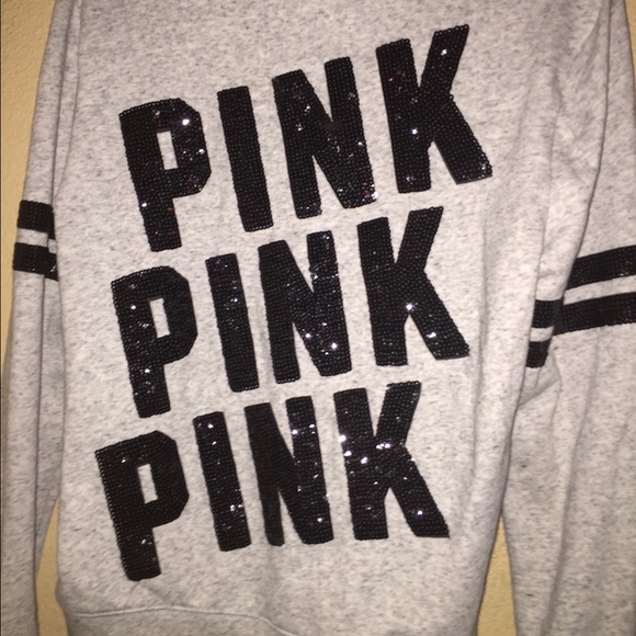 VS PINK HOODED JACKET NEW CONDITION😍😍😍😍