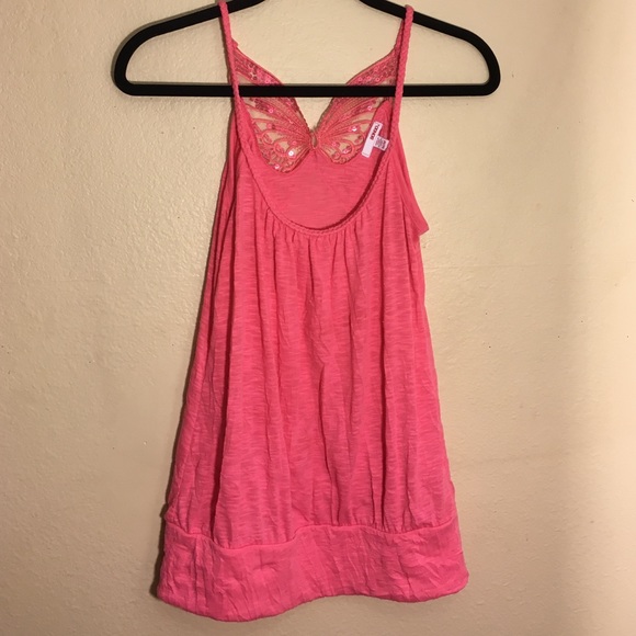 Pink tank