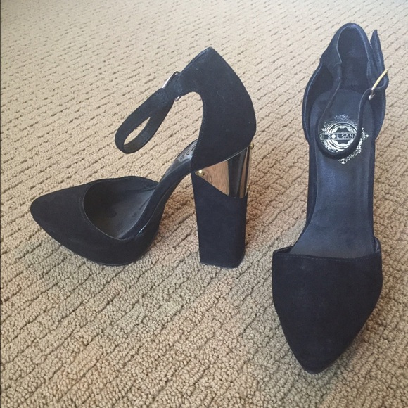 Show stopping platform heels!! Sol Sana 37