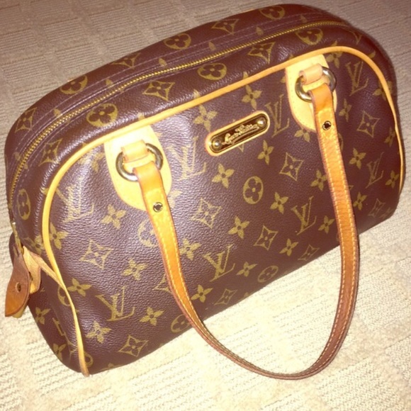 Louis Vuitton Handbags - LAST DAY 2 OFFER EXTENDED LOUIS VUITTON HANDBAG PM