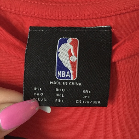 Chicago Bulls tshirt/crop top - Picture 2 of 2