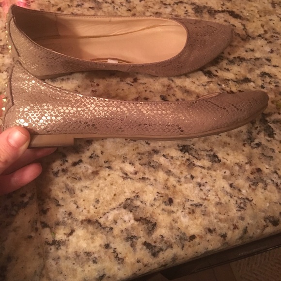 Adorable flats!!! 💫